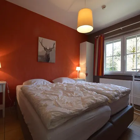 Semesterbostad Malmedy Nature & Sauna Longfaye